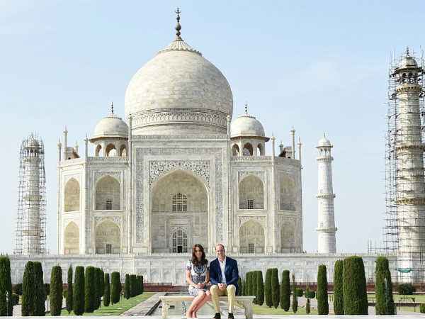 ഔദ്യോഗിക പുസ്തകത്തിൽ പേരില്ല