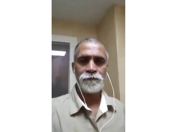  വൈറലായി കുടുങ്ങി...