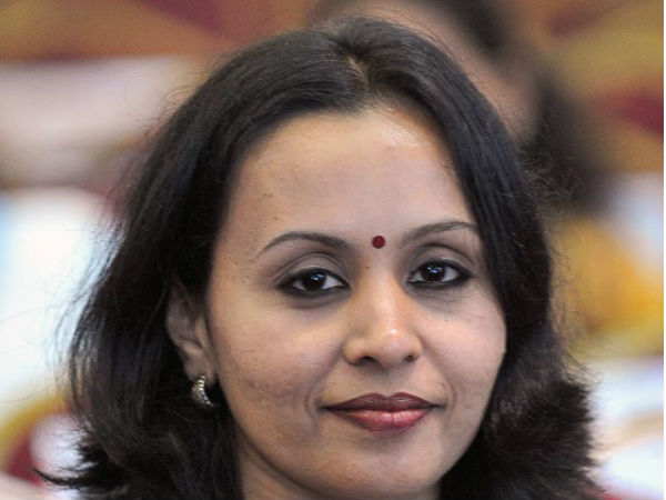 നിശബ്ദയാകാന്‍ കഴിയില്ല