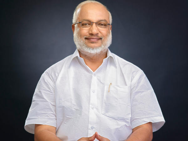 അനുകൂലിച്ചാലും ആക്രമണം