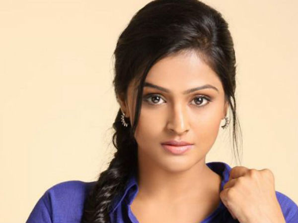 ദിലീപ് അതിശക്തനാണ് 