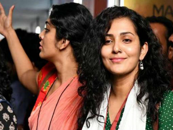 പാര്‍വതിയോട് നേരിട്ട് സംസാരിച്ചു