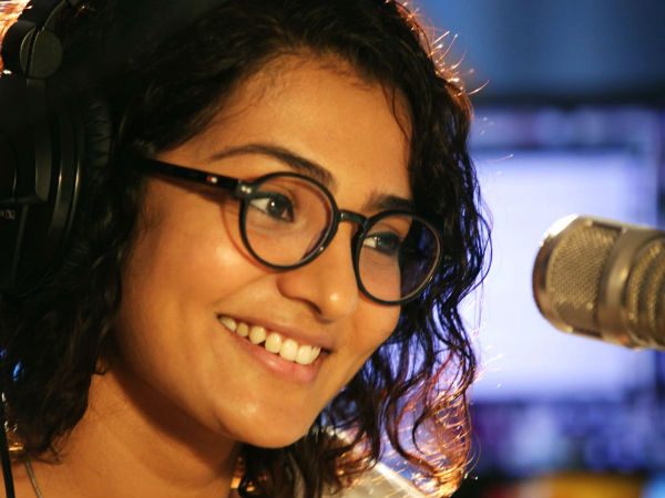 എഗെയ്ന്‍സ്റ്റ് പാര്‍വതി