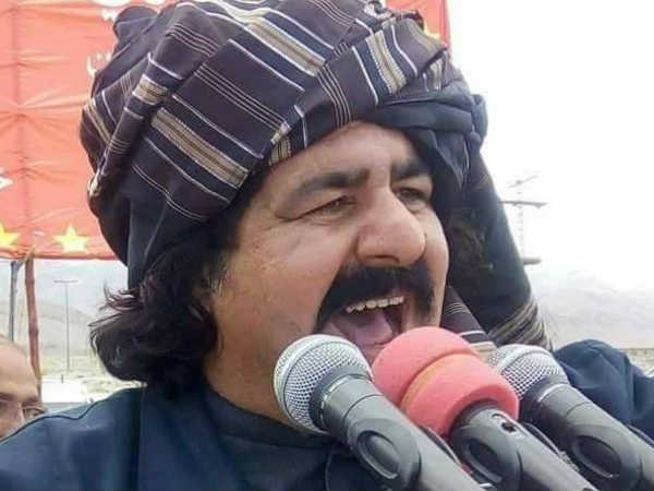 വിപ്ലവക്കാറ്റായി വാസിര്‍