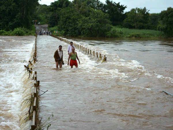 നദി മുറിച്ച് കടക്കരുത്