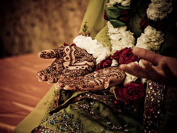 ദുരിതം പേറി