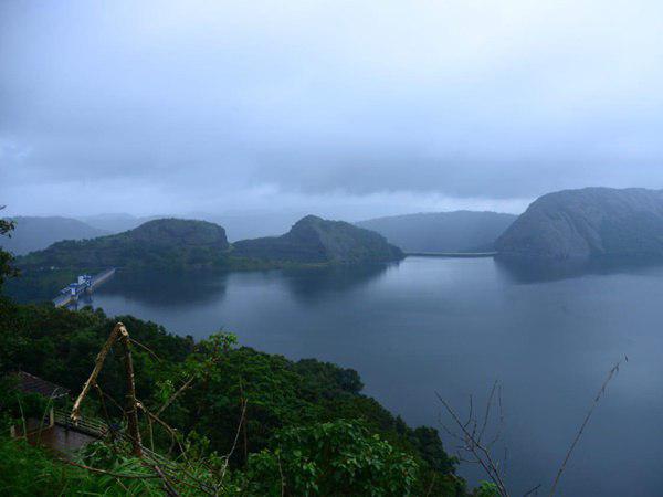 ജലനിരപ്പിന്റെ കണക്കുകള്‍