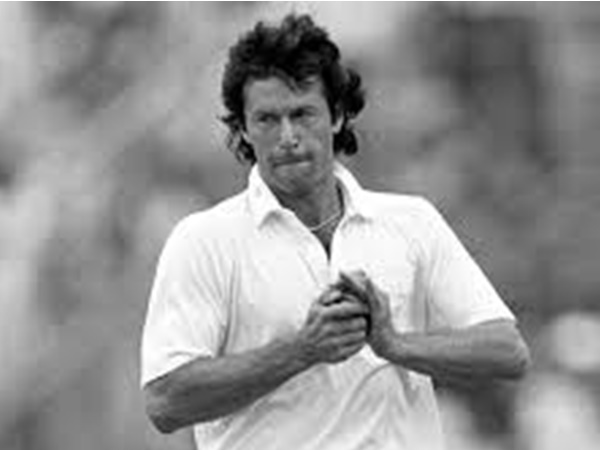 ഇംഗ്ലീഷ് കൗണ്ടിയിലും