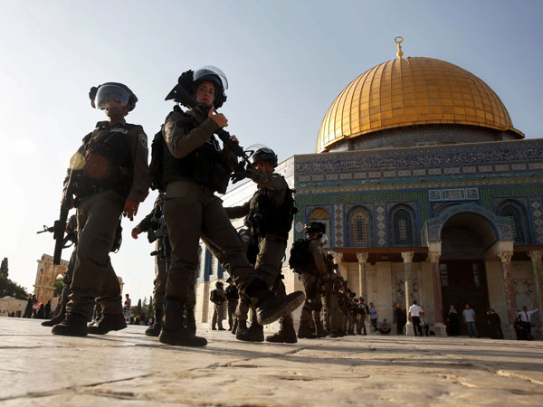 പള്ളി തുറന്നു