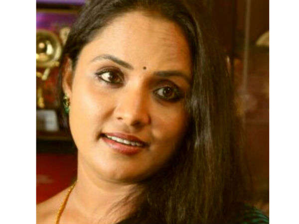 സ്ത്രീ പുരുഷ വേര്‍തിരിവ് പാടില്ല