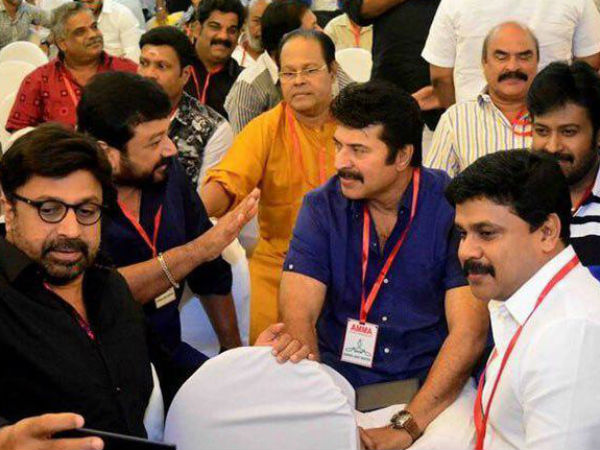 രാജിവെച്ച നടിമാര്‍ക്കും