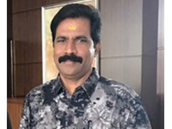 ചുമരുണ്ടെങ്കിലേ