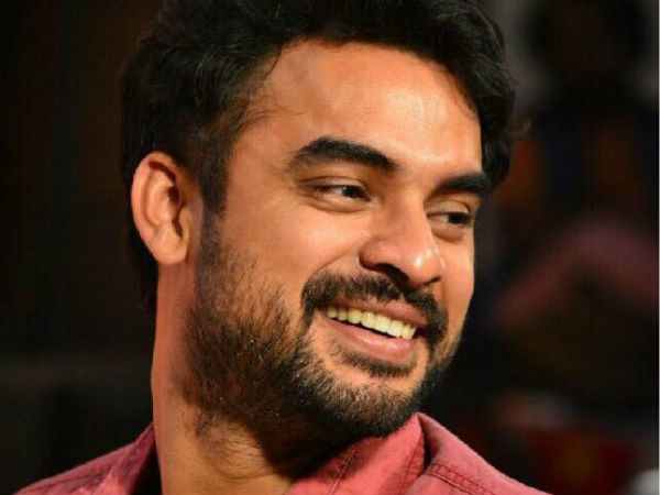 ക്യാമ്പുകളിലേക്ക് ഓട്ടം