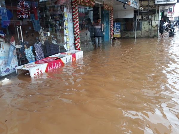 എത്ര ടണ്‍ മരുന്ന്