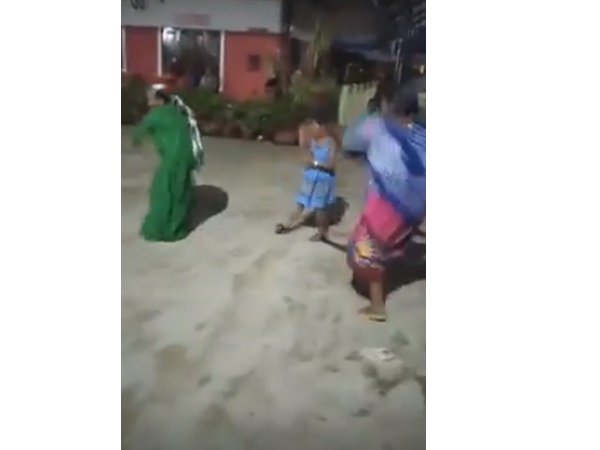 ഡാൻസ് വേണോ.. ദാ പിടിച്ചോ