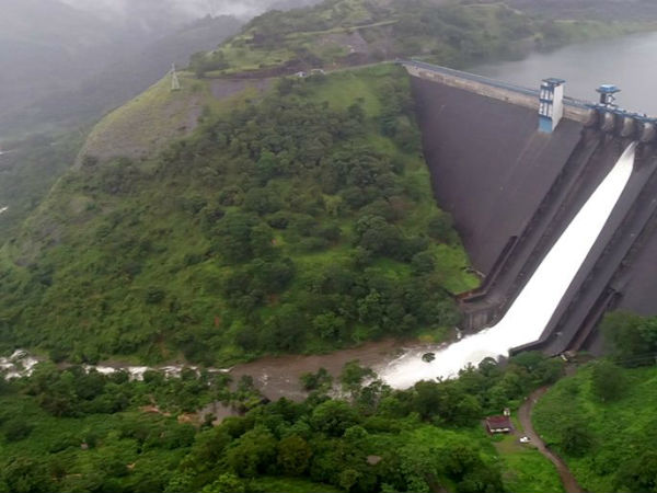 അഞ്ച് ഷട്ടറുകള്‍ തുറന്നിട്ടും