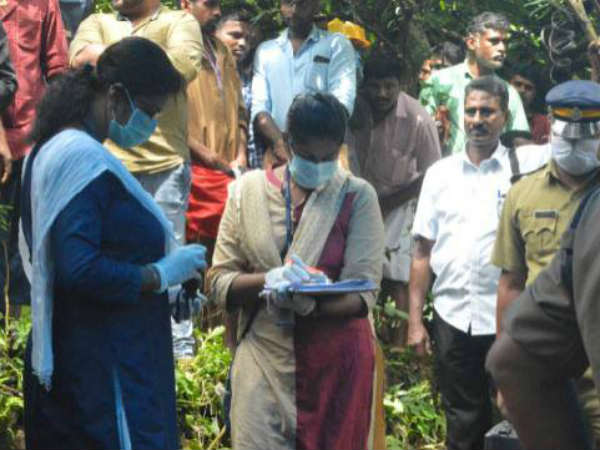 7 നമ്പുറുകൾ കേന്ദ്രീകരിച്ച് 