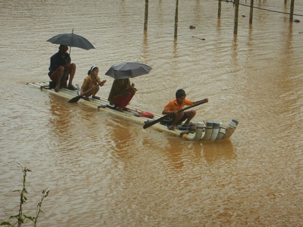 നിങ്ങൾക്കും കേരളത്തെ സഹായിക്കാം 