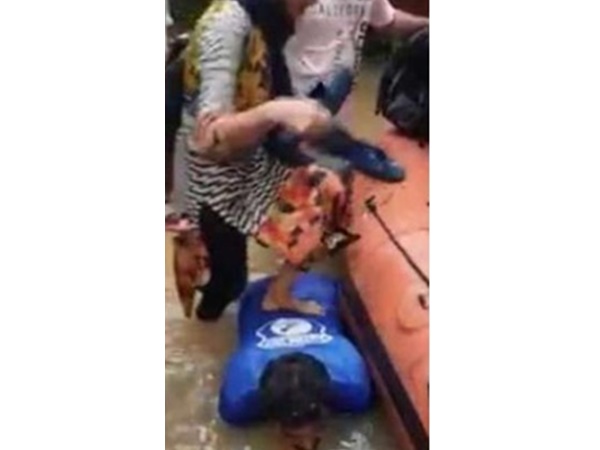 200ഓളം പേരെ രക്ഷിച്ചു 200ഓളം പേരെ രക്ഷിച്ചു