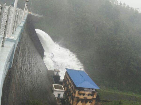 യാത്രകൾ ഒഴിവാക്കണം