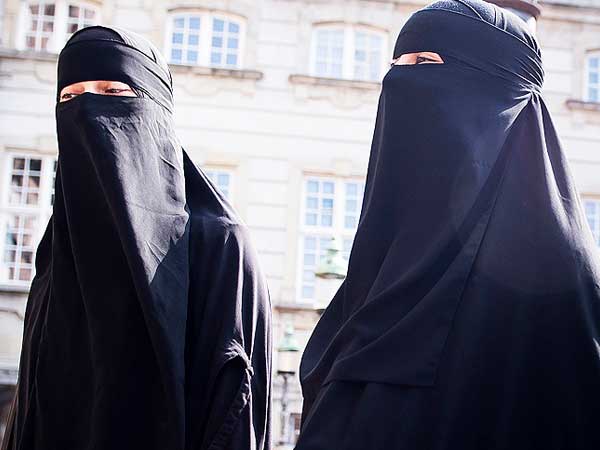 വലിയ പ്രതിഷേധം