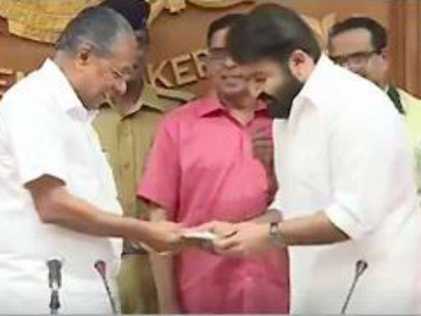 മോഹന്‍ലാല്‍ 25 ലക്ഷം