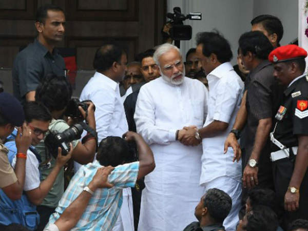  മധ്യസ്ഥ റോളില്‍ ബിജെപി