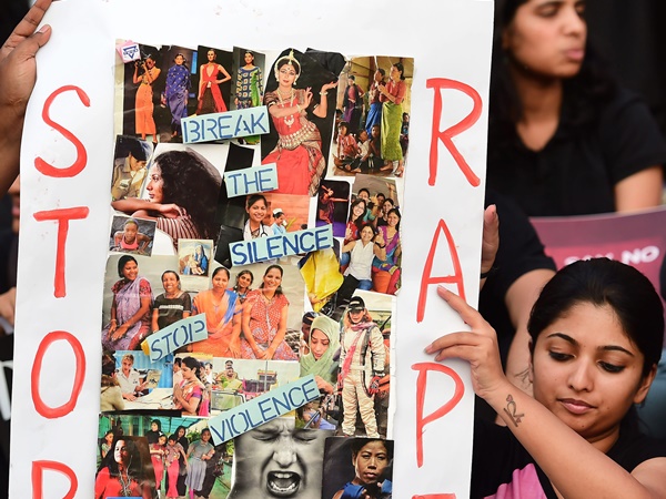 അശ്ലീല ഫലിതങ്ങള്‍