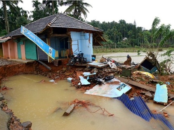 സന്നിധാനത്ത്