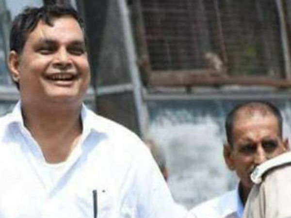 ഫോൺ നമ്പരുകൾ