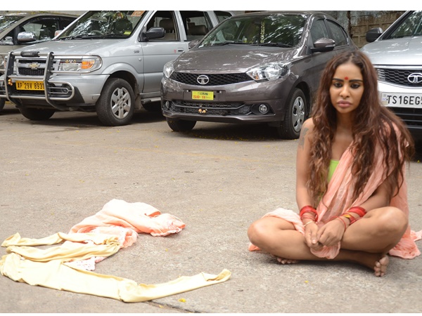 നിരവധി പേര്‍