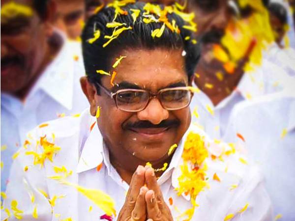 പൊളിച്ചെഴുതാവുന്നതേയുള്ളൂ