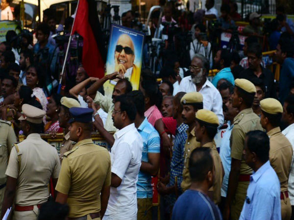 വീണ്ടും