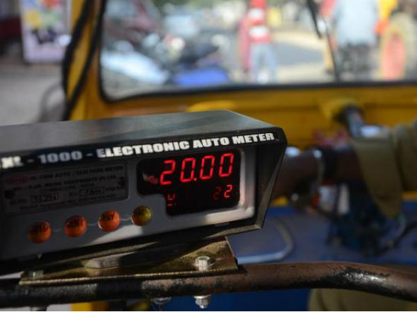 മീറ്റര് ഇടാതെ മീറ്റര് ഇടാതെ