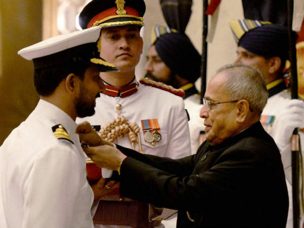 ചരിത്രം സൃഷ്ടിക്കാന്‍