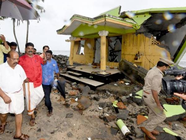 ആവശ്യമെങ്കില്‍ കൂടുതല്‍ ഉദ്യോഗസ്ഥരെ വെക്കണം