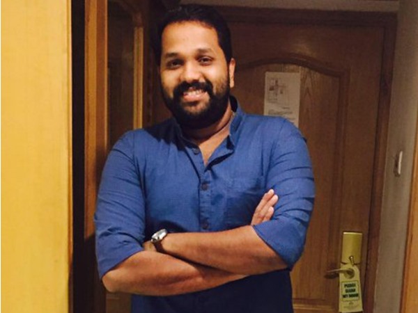 അവൾക്കൊപ്പം