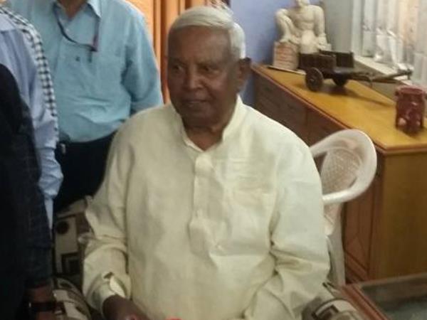 വാരിയെല്ലുകള്‍ പൊട്ടി