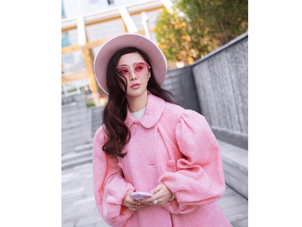 നടി നിയന്ത്രണത്തില്? നടി നിയന്ത്രണത്തില്?