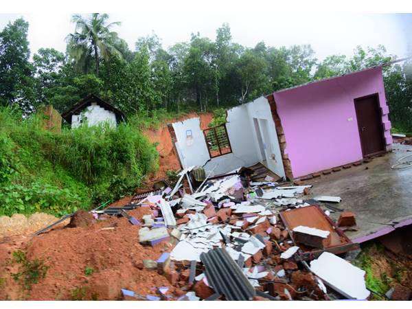 32,000 ടണ്‍ അജൈവമാലിന്യം ശേഖരിച്ചു