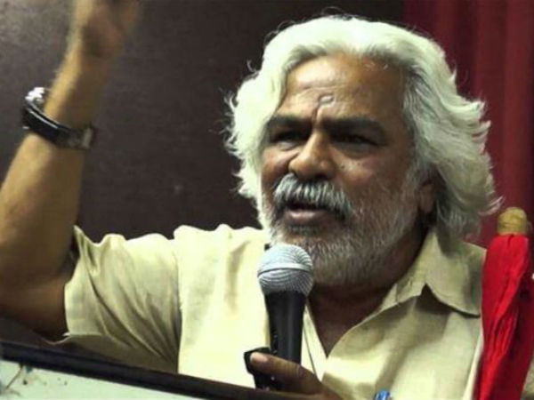 കെസിആര്‍ അഹങ്കാരി