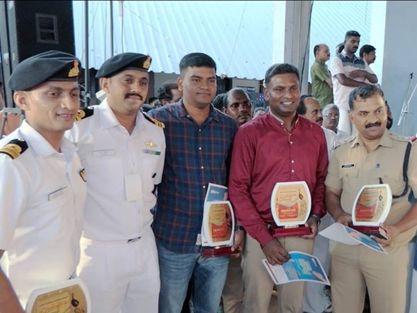 ചുമടെടുപ്പ് തന്നെയാണ്