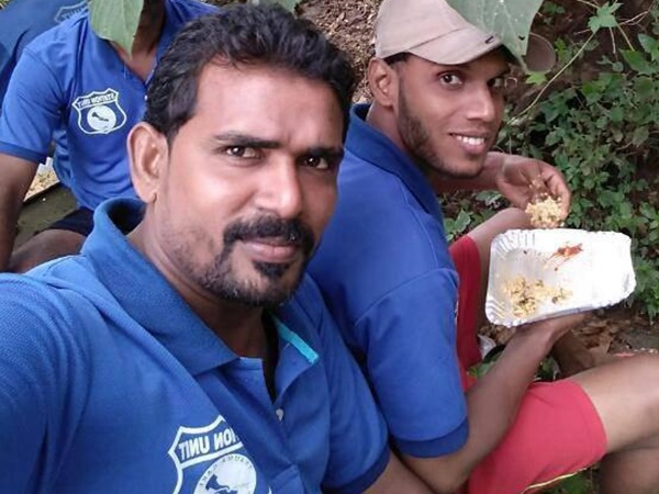  നിര്‍ബന്ധിച്ച് കയറ്റി