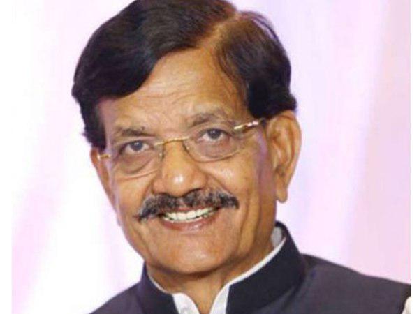  അഴിച്ചുപണി