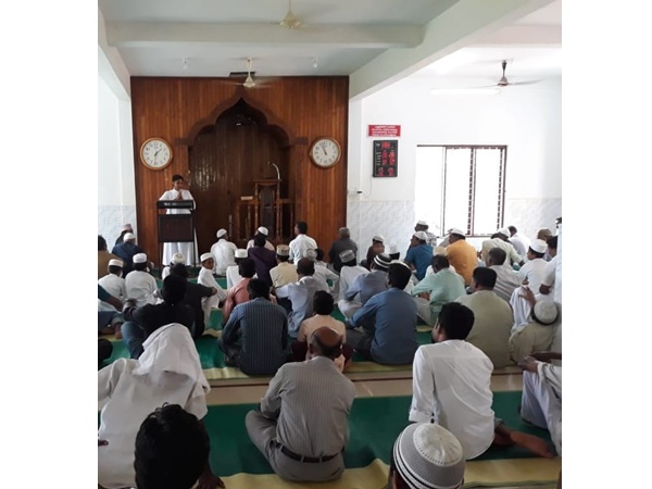 പരസ്പരം കണ്ടിട്ടില്ലാത്ത ആളുകള്‍ പോലും