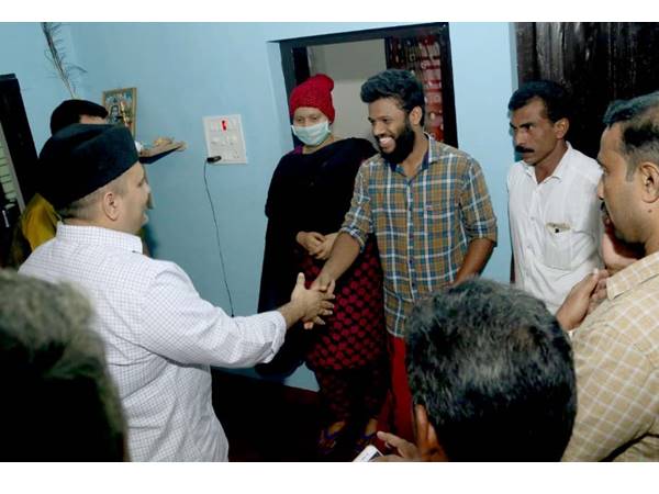  പാണക്കാട് ശിഹാബലി തങ്ങളുടെ സന്ദര്‍ശനം 