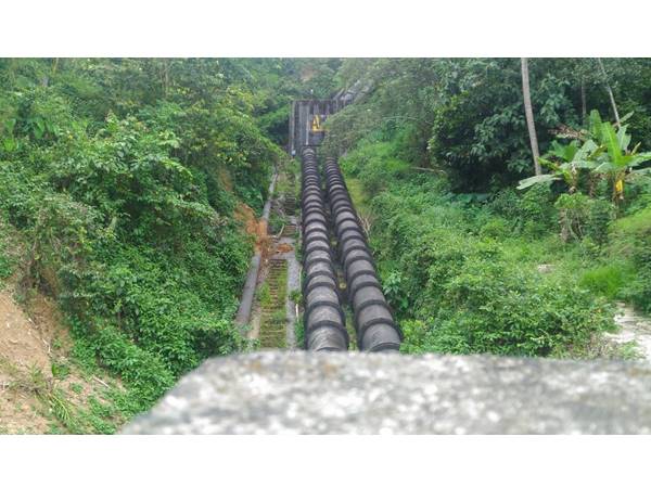  ബട്ടര്‍ഫ്ലൈ വാല്‍വ് തകര്‍ന്നു 