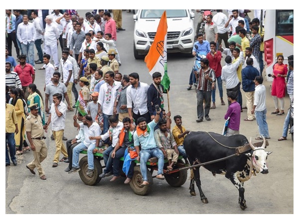  മുന്നോട്ട് തന്നെ