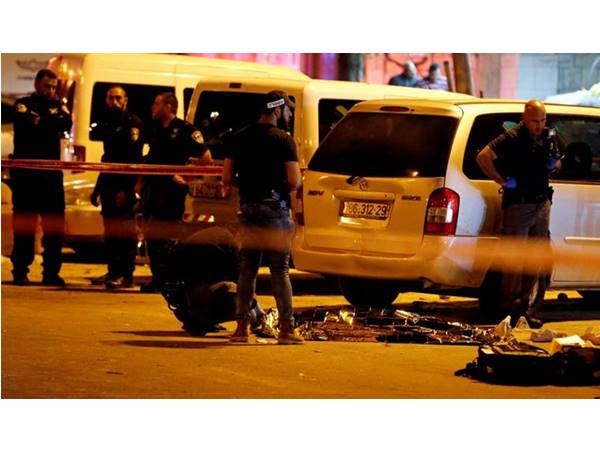 വ്യോമാക്രമണത്തില് രണ്ടു മരണം വ്യോമാക്രമണത്തില് രണ്ടു മരണം