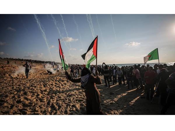 യുവാവ് ആയുധധാരിയായിരുന്നുവെന്ന് സൈന്യം യുവാവ് ആയുധധാരിയായിരുന്നുവെന്ന് സൈന്യം